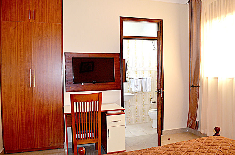 Marie'S Royale Hotel Kampala Eksteriør bilde